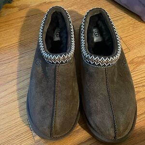 Men’s Ugg Tasman brown size 10, like new